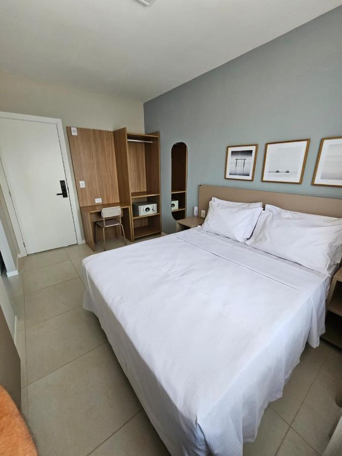 לאורו דה פרייטס Aero Hotel Salvador Aeroporto מראה חיצוני תמונה