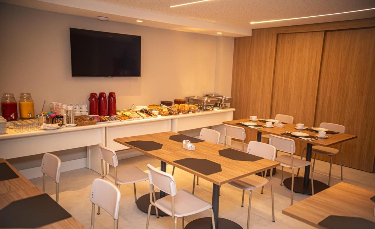 לאורו דה פרייטס Aero Hotel Salvador Aeroporto מראה חיצוני תמונה