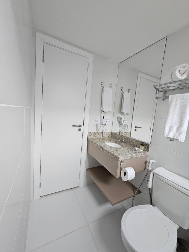 לאורו דה פרייטס Aero Hotel Salvador Aeroporto מראה חיצוני תמונה